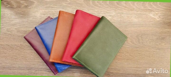 Кожаная обложка на паспорт ручной работы