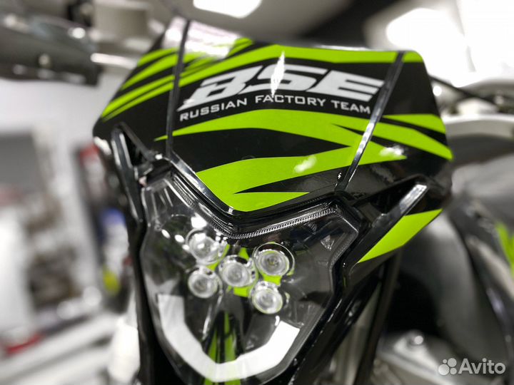 Kроссовый мотоцикл BSE Z7 Green Blast