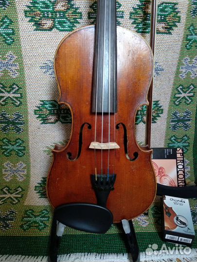Старинная скрипка +++