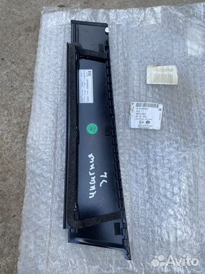 Накладка задней левой двери опель инсигния