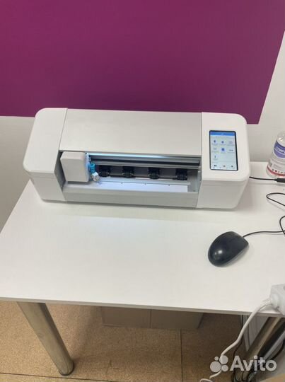 Режущий плоттер для гидрогелевой пленки