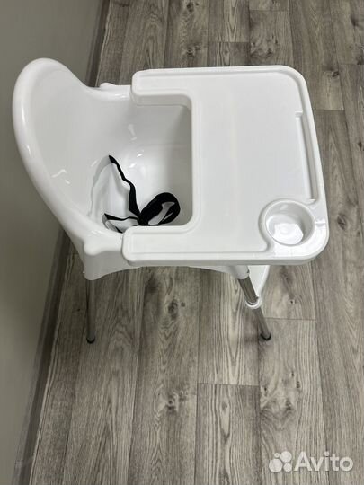 Стульчик для кормления новый