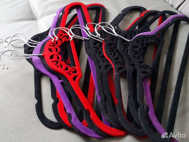 Плечики вешалки разные