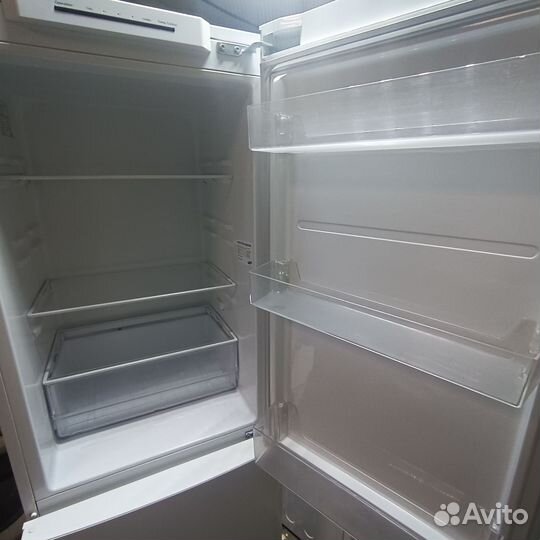 Холодильник samsung