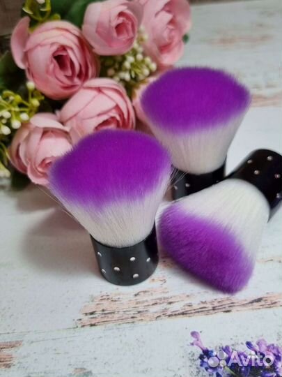 Кисточка-пушистик для смётки опила