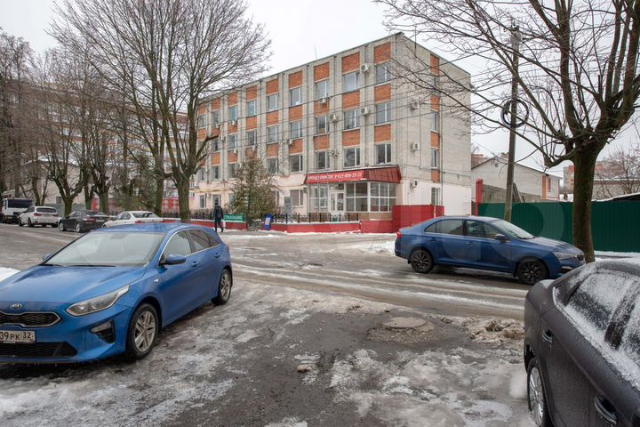 Офисное здание 1620 м²