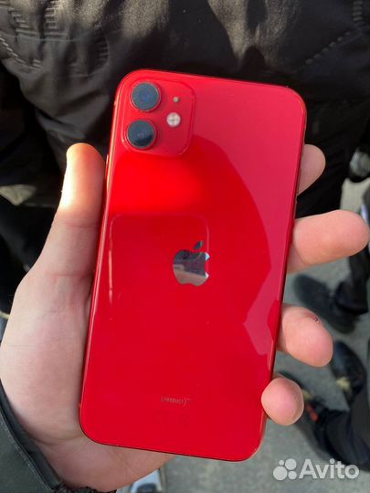 iPhone 11 64gb red