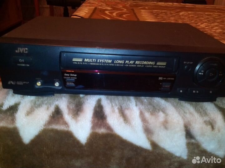 Продаю видеомагнитофон