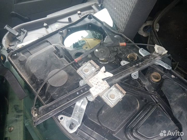 Стеклоподъемник передний Ford Fusion