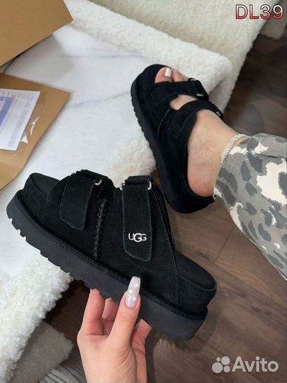 Сандали UGG Classic