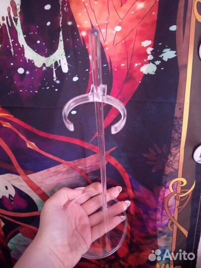 Подставка для кукол акриловая