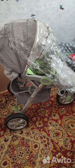 Прогулочная коляска