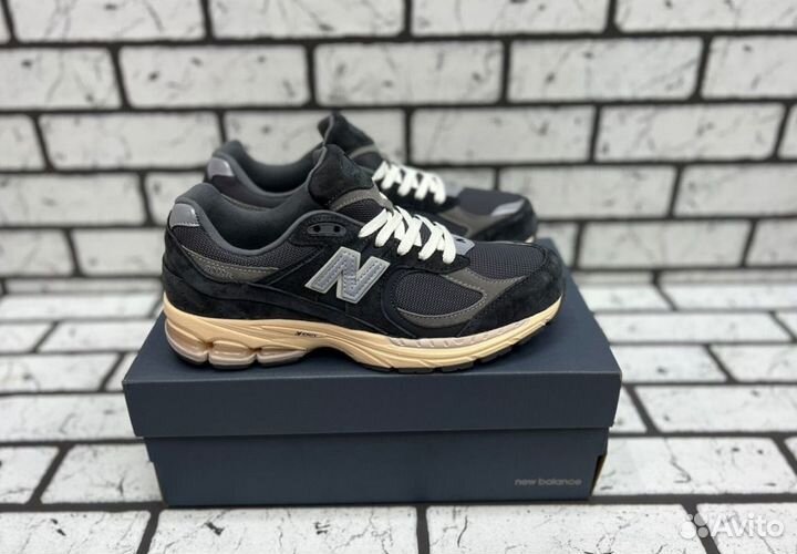 New Balance кроссовки 2002R Phantom