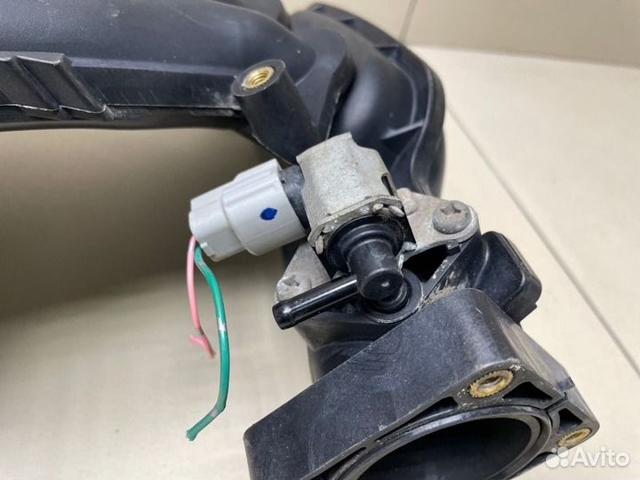 Коллектор впускной Nissan Tiida HR16DE 2008