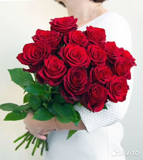 Букет из 15 красных роз премиум 70 см