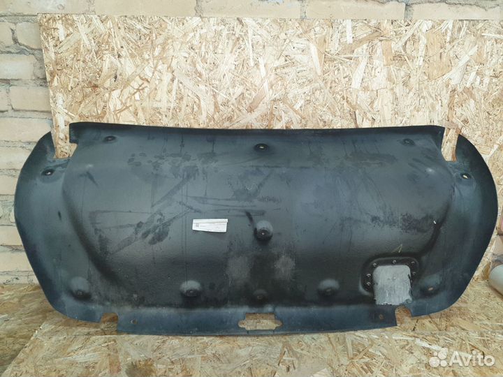 Обшивка крышки багажника Renault Fluence