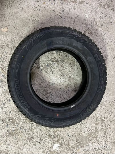 Nexen Winguard Spike WS62 235/65 R17