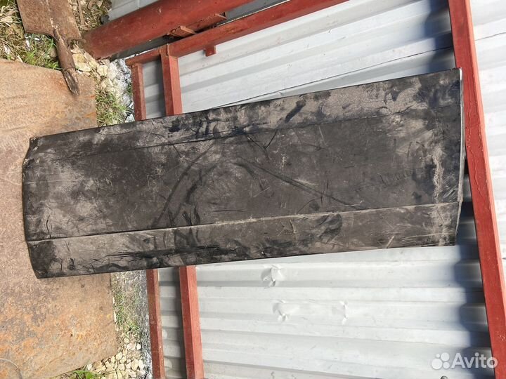 Накладка передней правой двери Эскалэйд 2