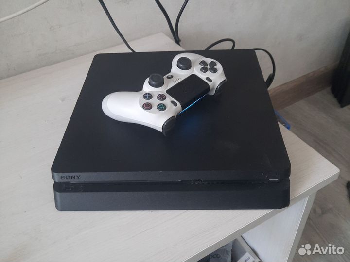PS 4 slim GTA5