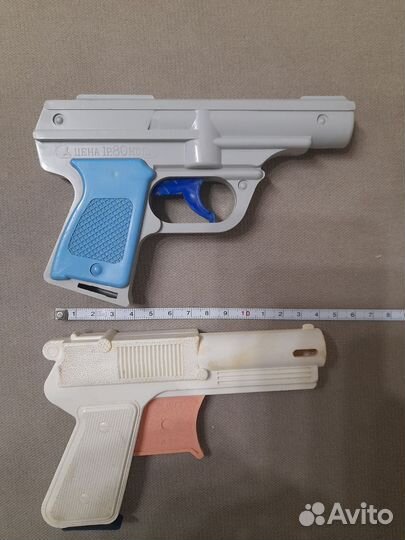 Детские игрушки пистолет СССР