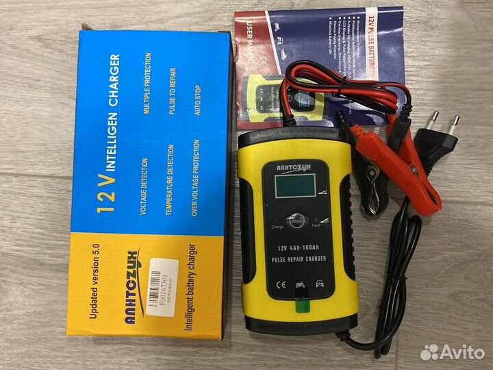 Автомобильная зарядка