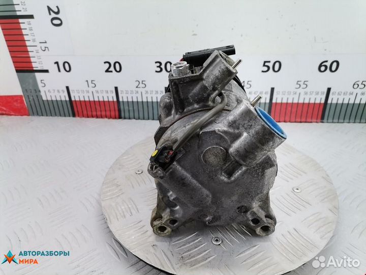 Компрессор кондиционера BMW 3 F30/F31/F34 2011