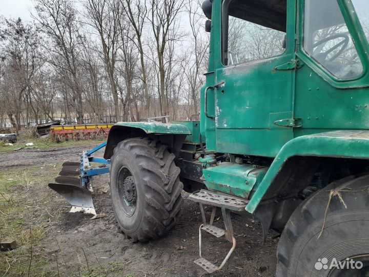 Трактор т 150