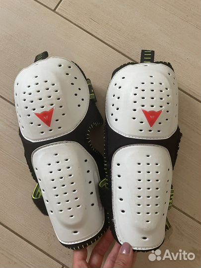 Налокотники daines защита спорт