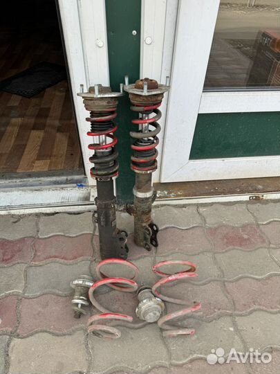 Спортивные стойки toyota noah