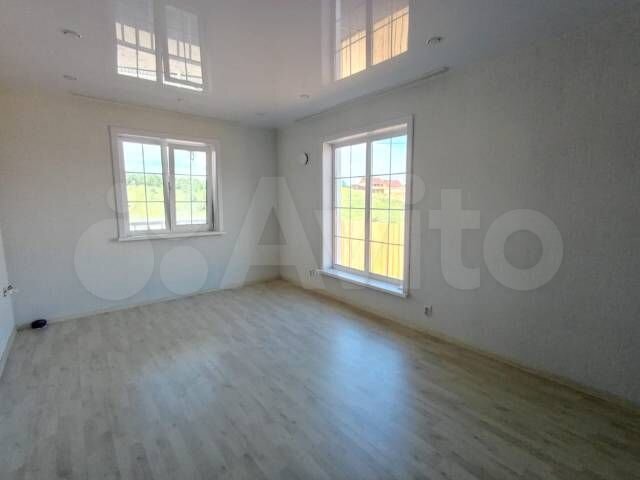 Дом 160 м² на участке 8 сот.