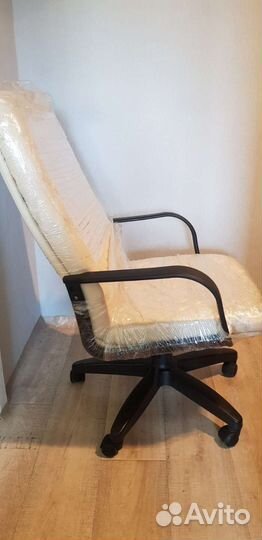 Компьютерное кресло