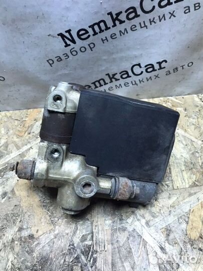 Блок abs Mercedes-Benz E-Classe W124 M102 1992