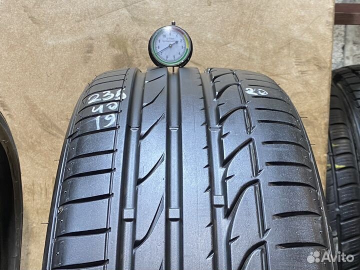 Bridgestone Potenza S001 235/40 R19