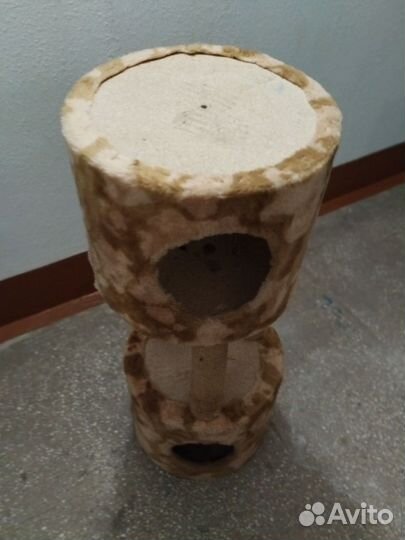 Домик для кошки с когтеточкой бу