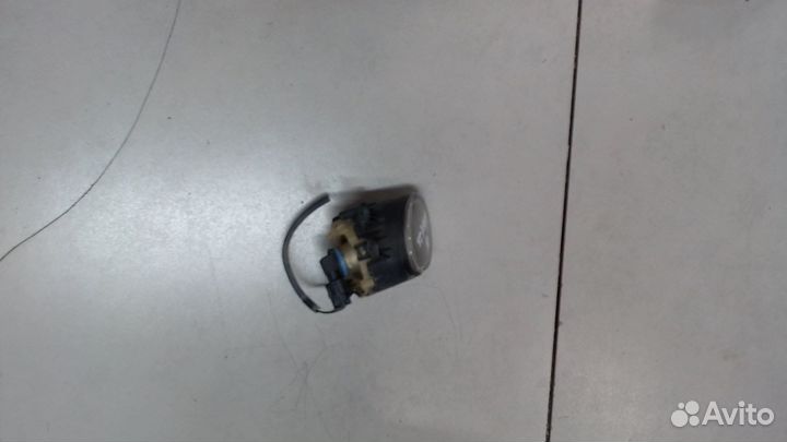 Фара противотуманная Volvo S40 2004, 2005