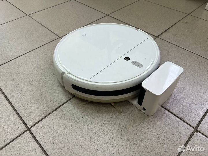 Робот-пылесос Xiaomi Mi Robot Vacuum Mop белый