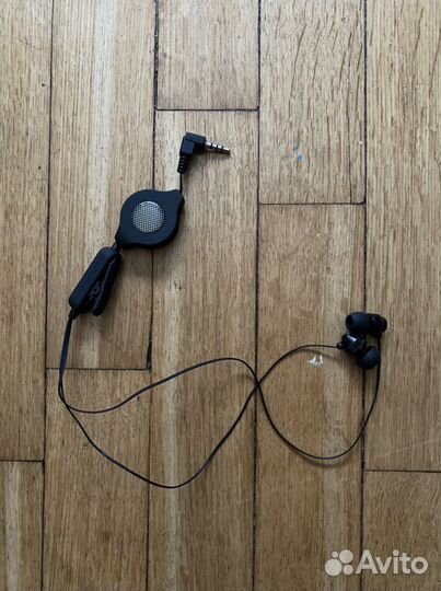 Гарнитура от телефона Tonino Lamborghini