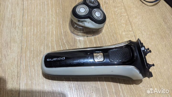 Электрическая бритва Polaris с триммером