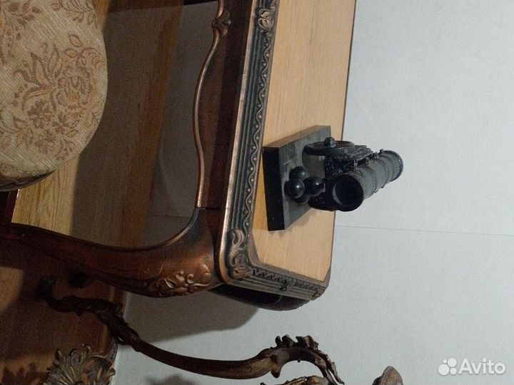 Царь пушка статуэтка