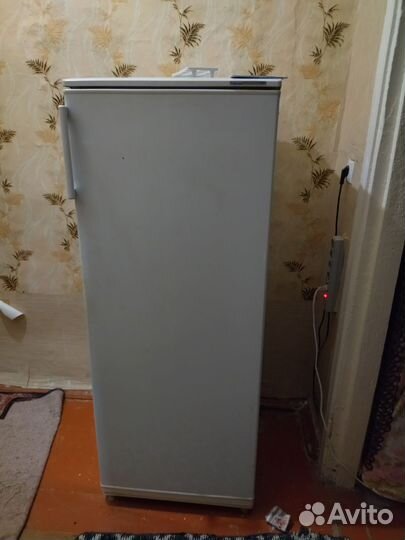 Холодильник атлант бу