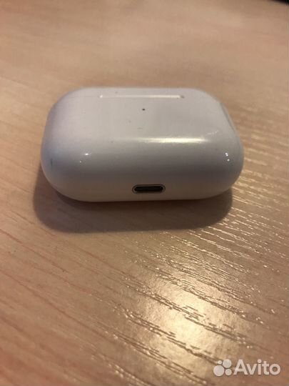 Найдены беспроводные наушники