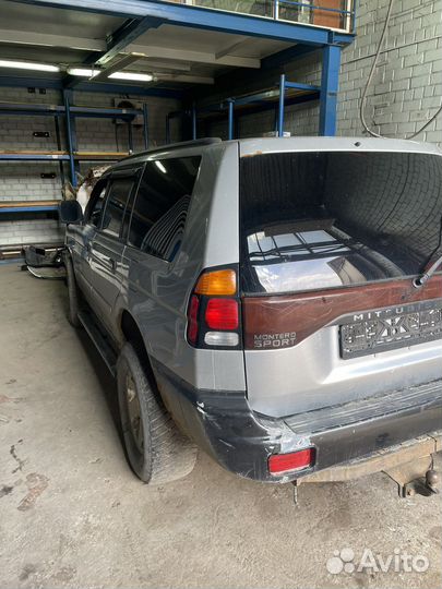 Mitsubbishi montero sport в разбор