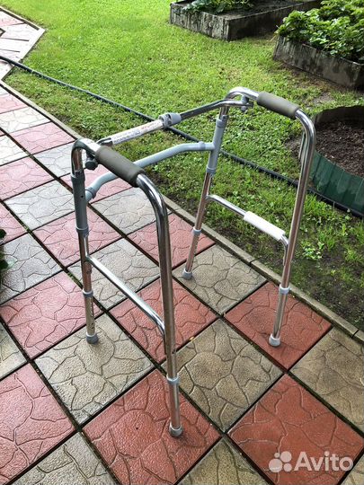 Ходунки для взрослых