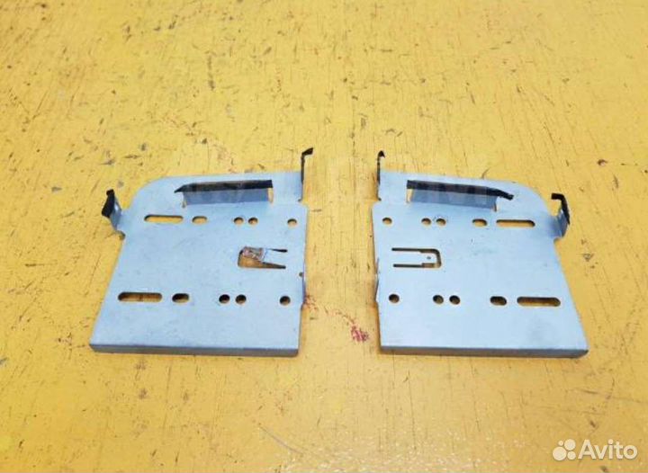 Крепление магнитолы Subaru Forester, SF5, EJ20