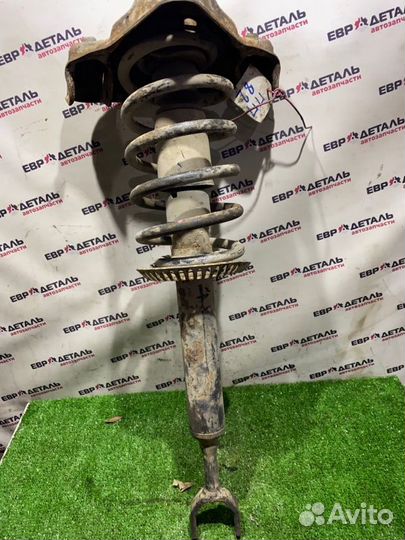 Амортизатор подвески передний правый Volkswagen