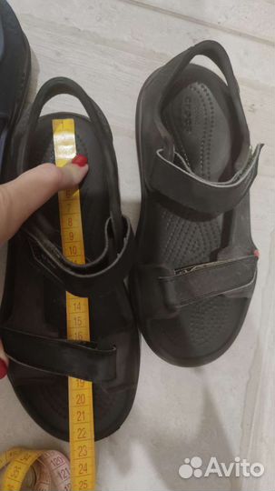 Сандалии Crocs