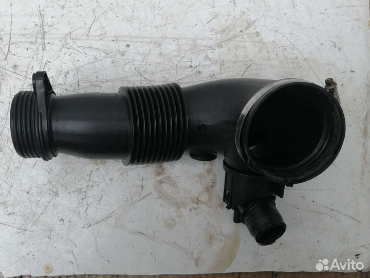 Воздуховод BMW 3-Series F30 N20B20