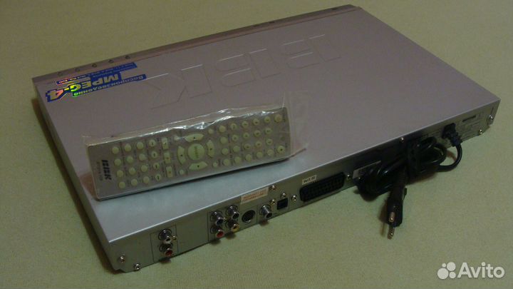 DVD Player (светится пульт)