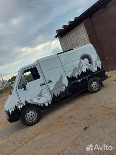 Renault Master цельнометаллический, 1995