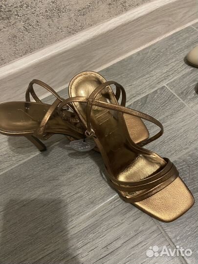 Продам обувь